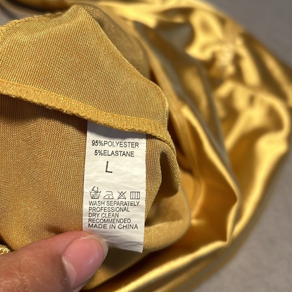 Womens Gold Satin Wireless Leotard Bodysuit w/ Adjustable Straps - Size L - Picture 11 of 11